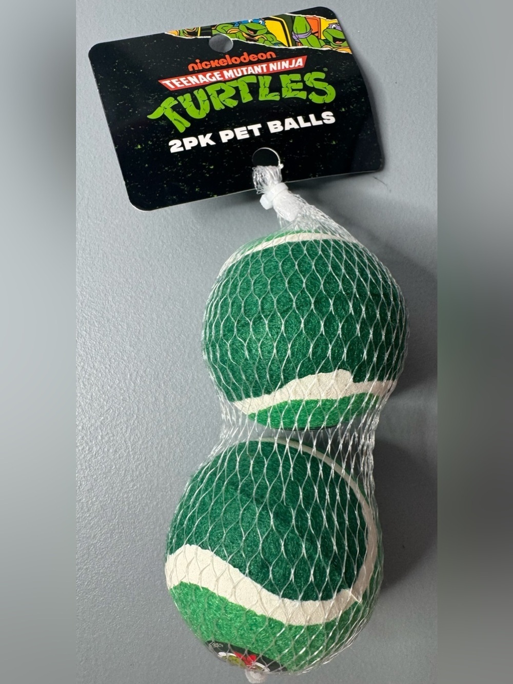Nickelodeon Teenage Mutant Ninja Turtles 2-Pack Pet Balls bouncy dog toy Raphael